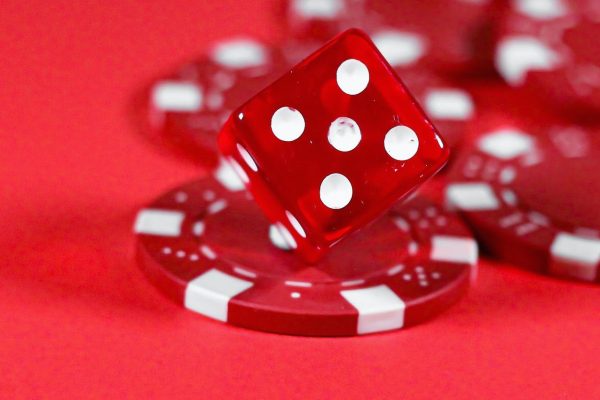 捕鱼达人千炮版：像打扑克一样智取龙王——扑克策略实战手册