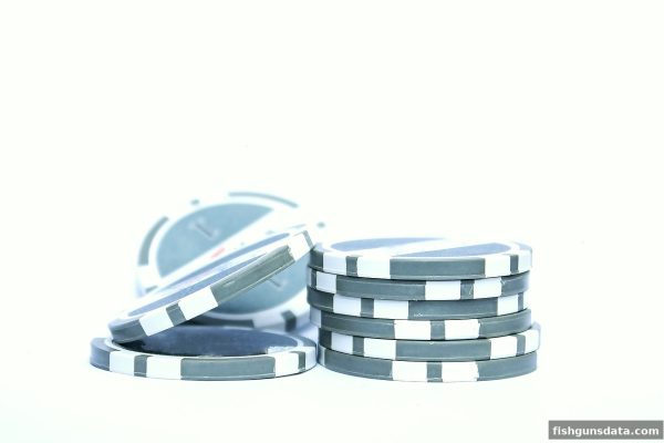 德州扑克高盲注生存法则：捕鱼达人千炮版玩家的进阶指南